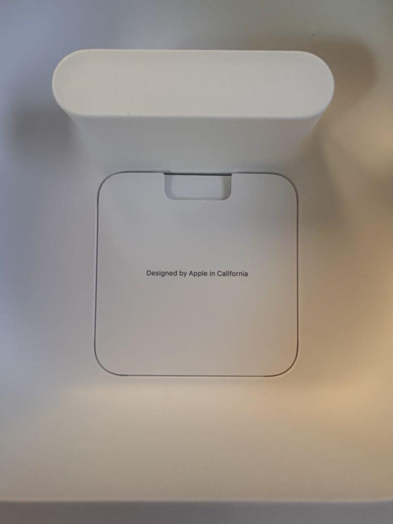 ヘッドホン AirPods max