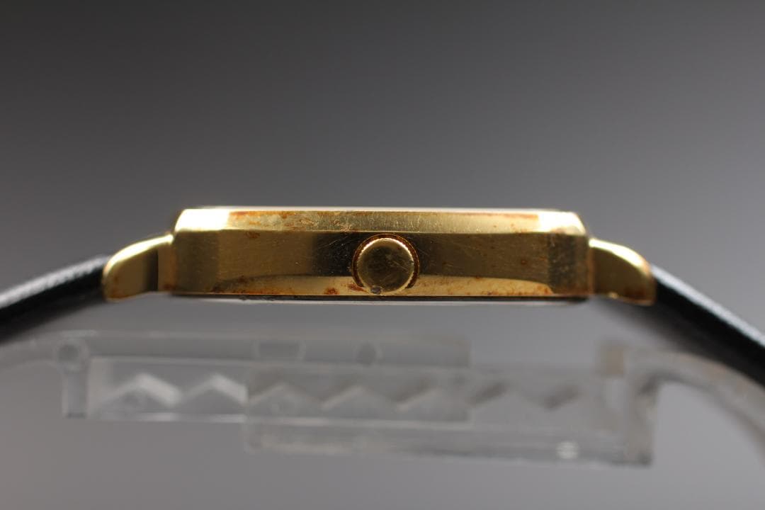 93s セイコー 5931-5470 ゴールド 腕時計 クォーツ 5-7370