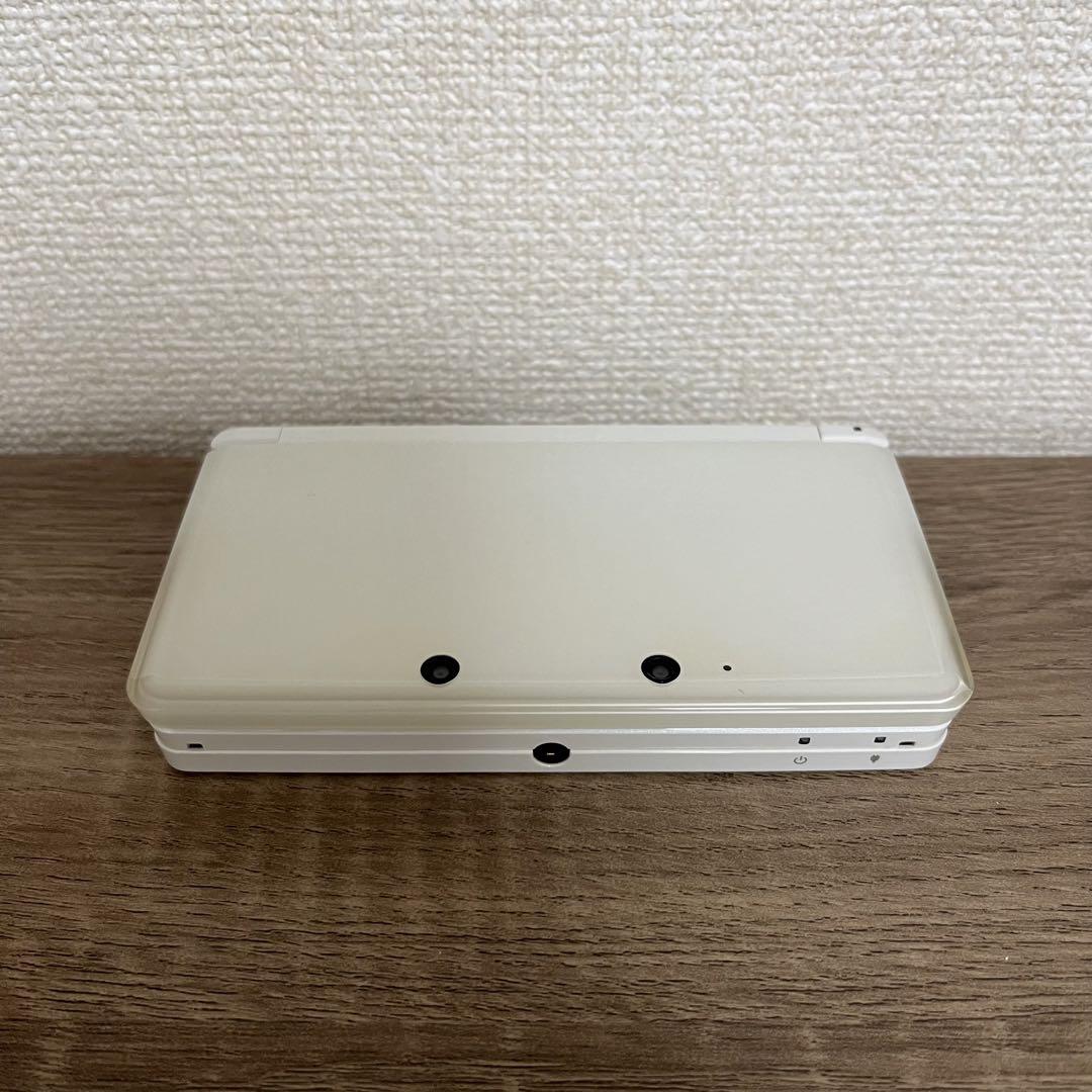 ニンテンドー3DS アイスホワイト