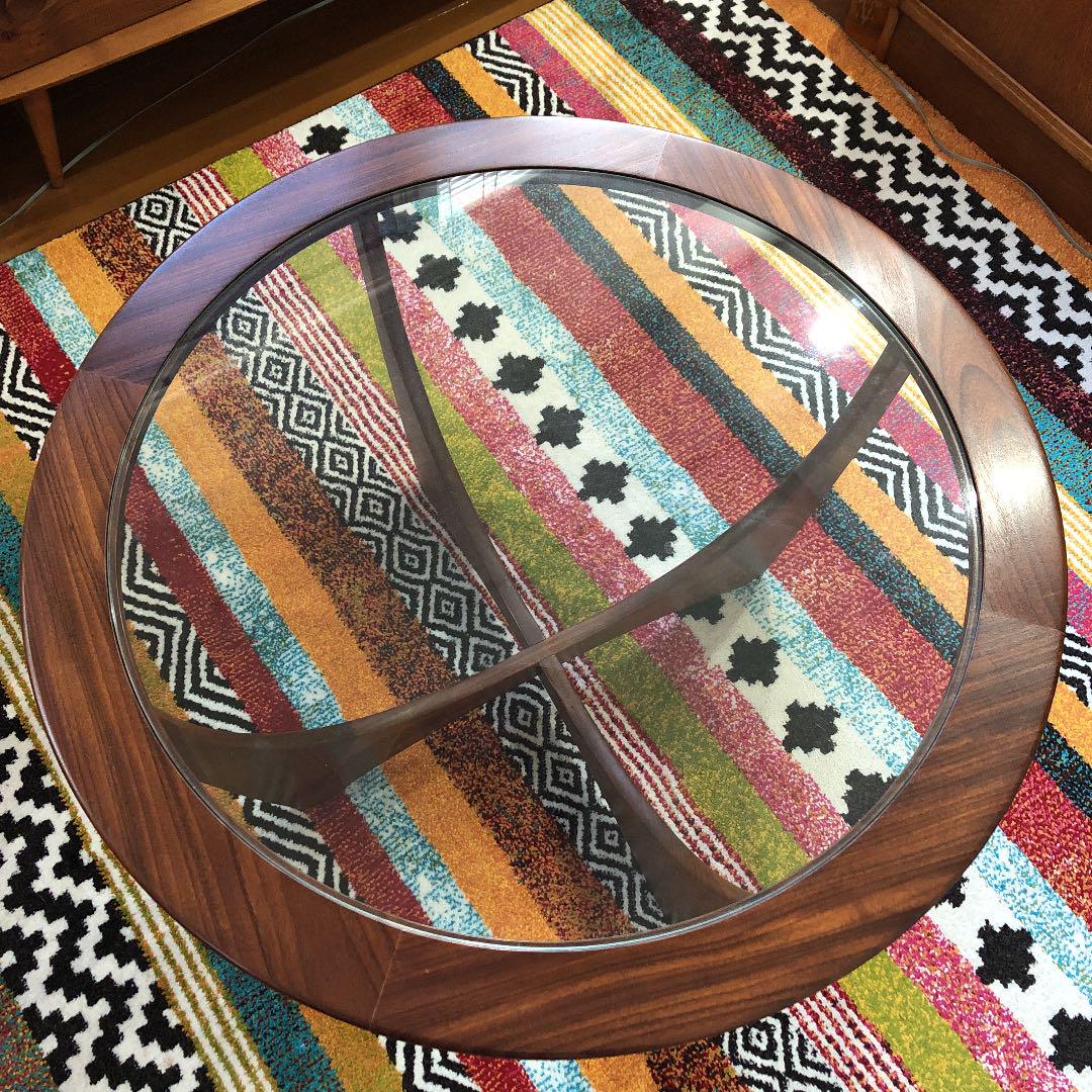 G-plan GLASS TOP COFFEE TABLE (ROUND)