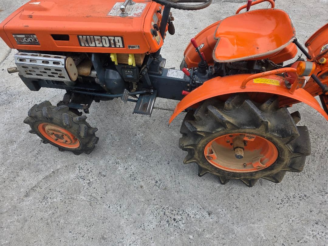 クボタB5000 実働