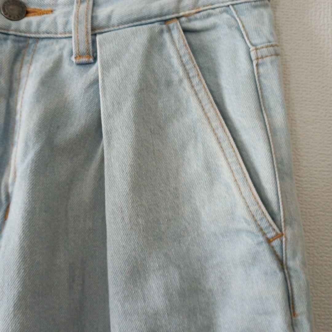 ETRE TOKYO ライトブルータックセミワイドパンツ ETRE TOKYO ライトブルータックセミワイドパンツ