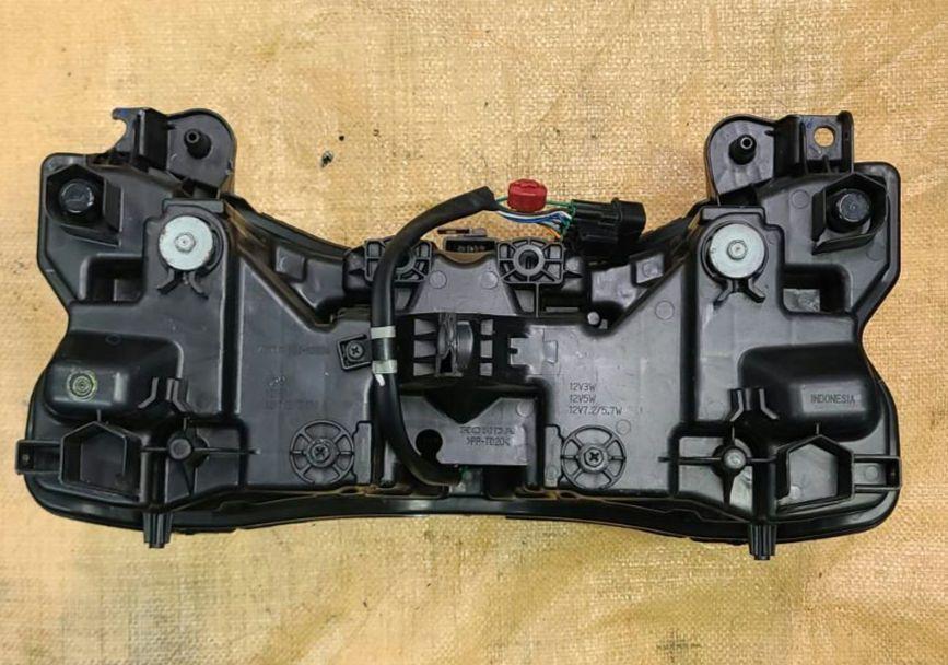ホンダCBR250RR ヘッドライトヘッドランプ