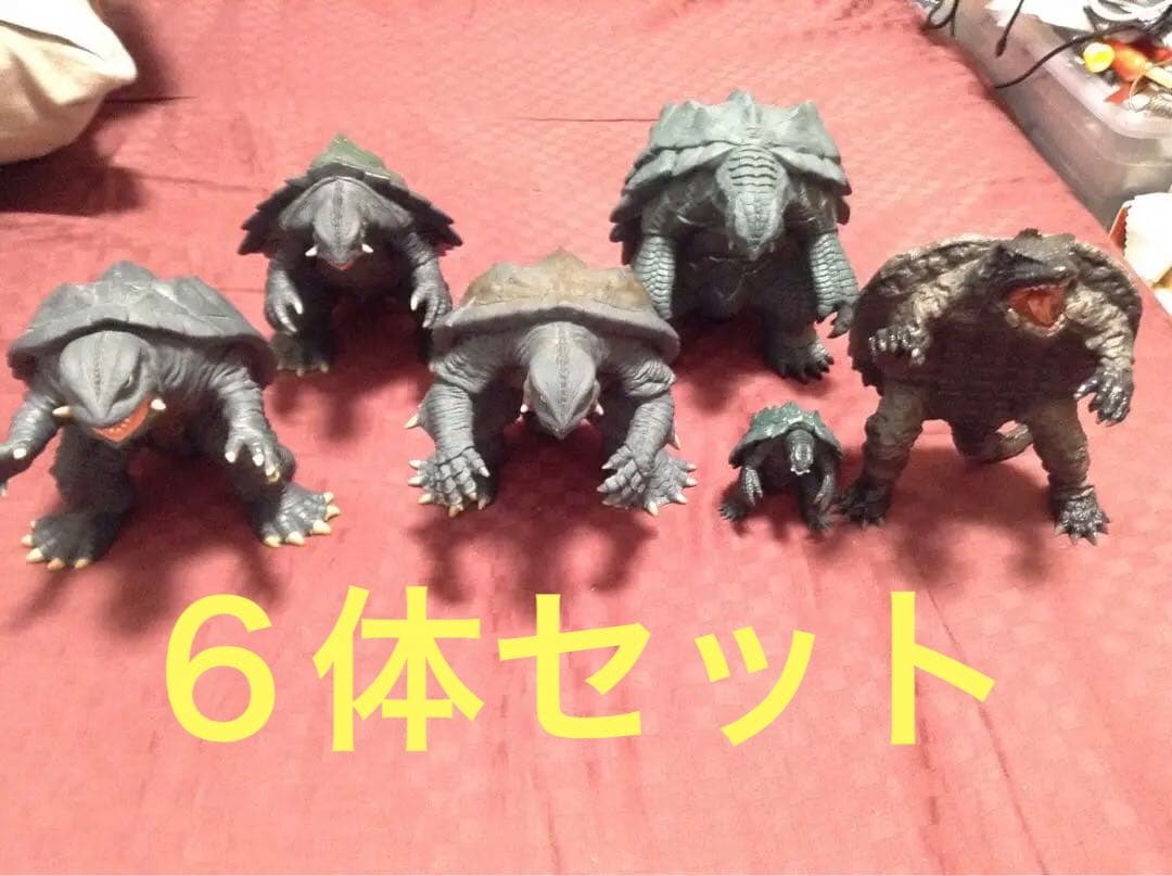 ガメラフィギュア６体セット