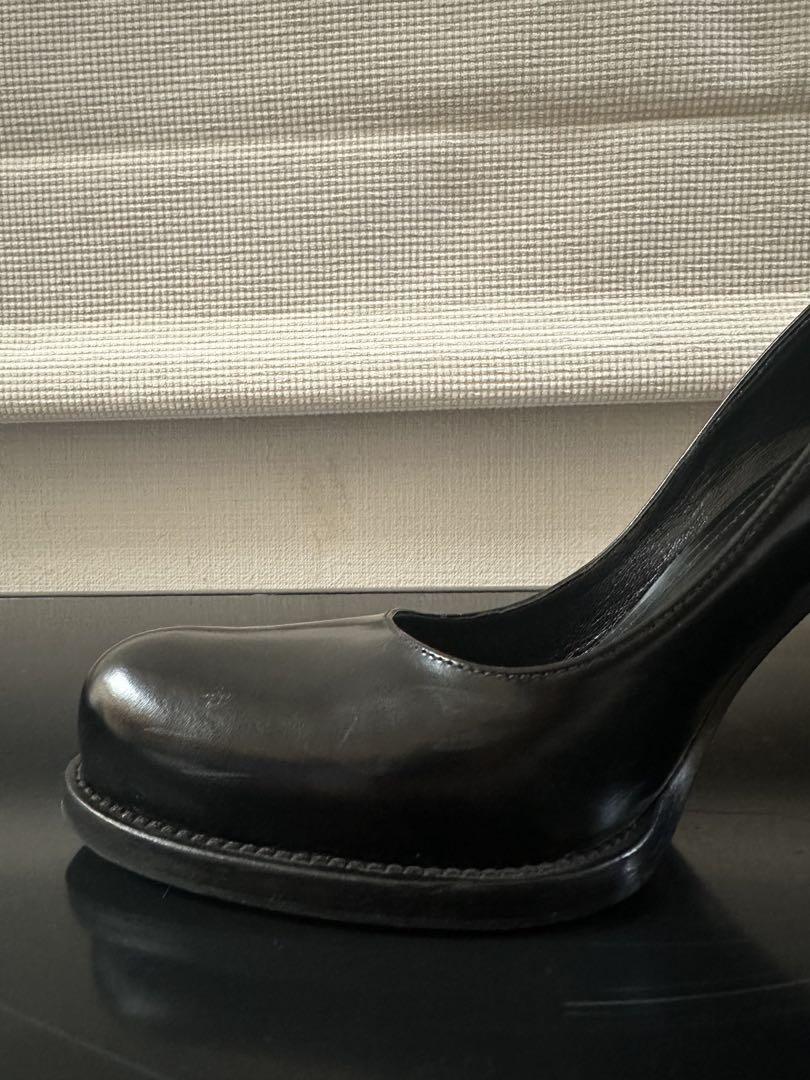 Prada ブラックレザー パンプス 38