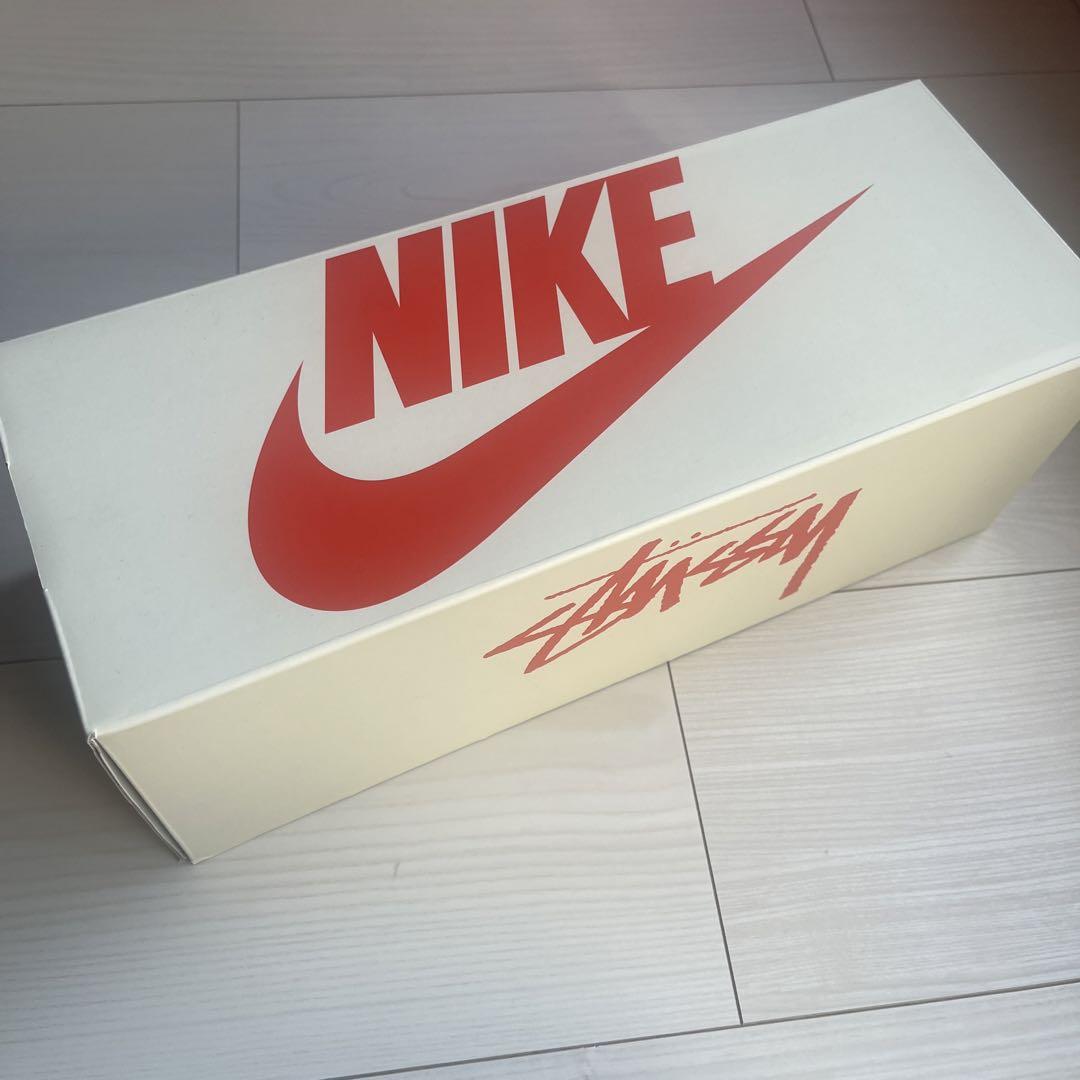 靴 NIKE STUSSY BENASSI