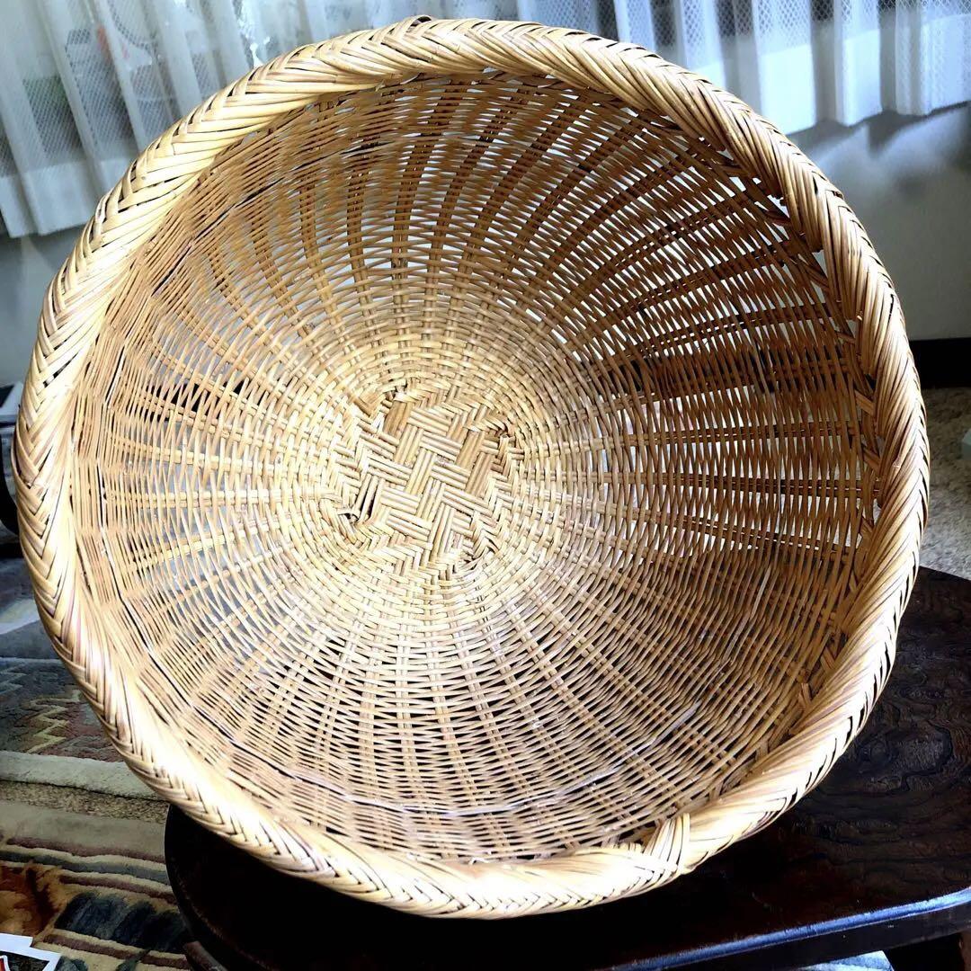 鳥越の竹細工　丸かご　鈴竹　大型　口径36㎝　保管品 鳥越の竹細工 丸かご 鈴竹 大型 口径36㎝ 保管品 - メルカリ