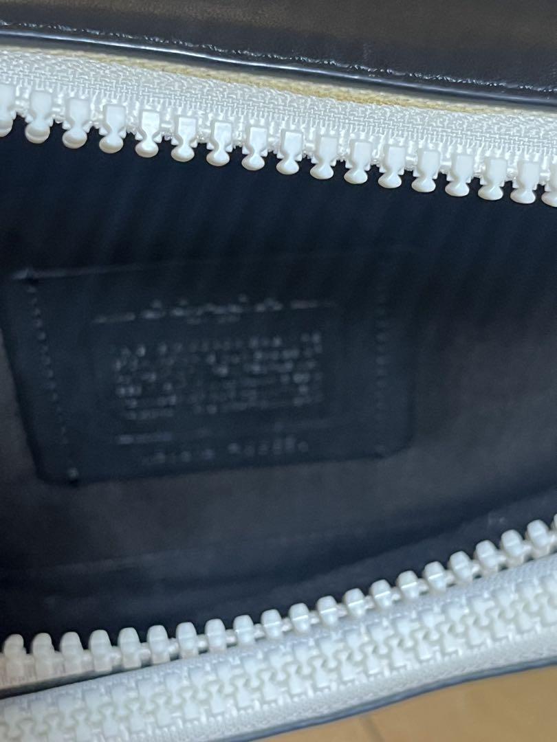 COACH ボディバッグ