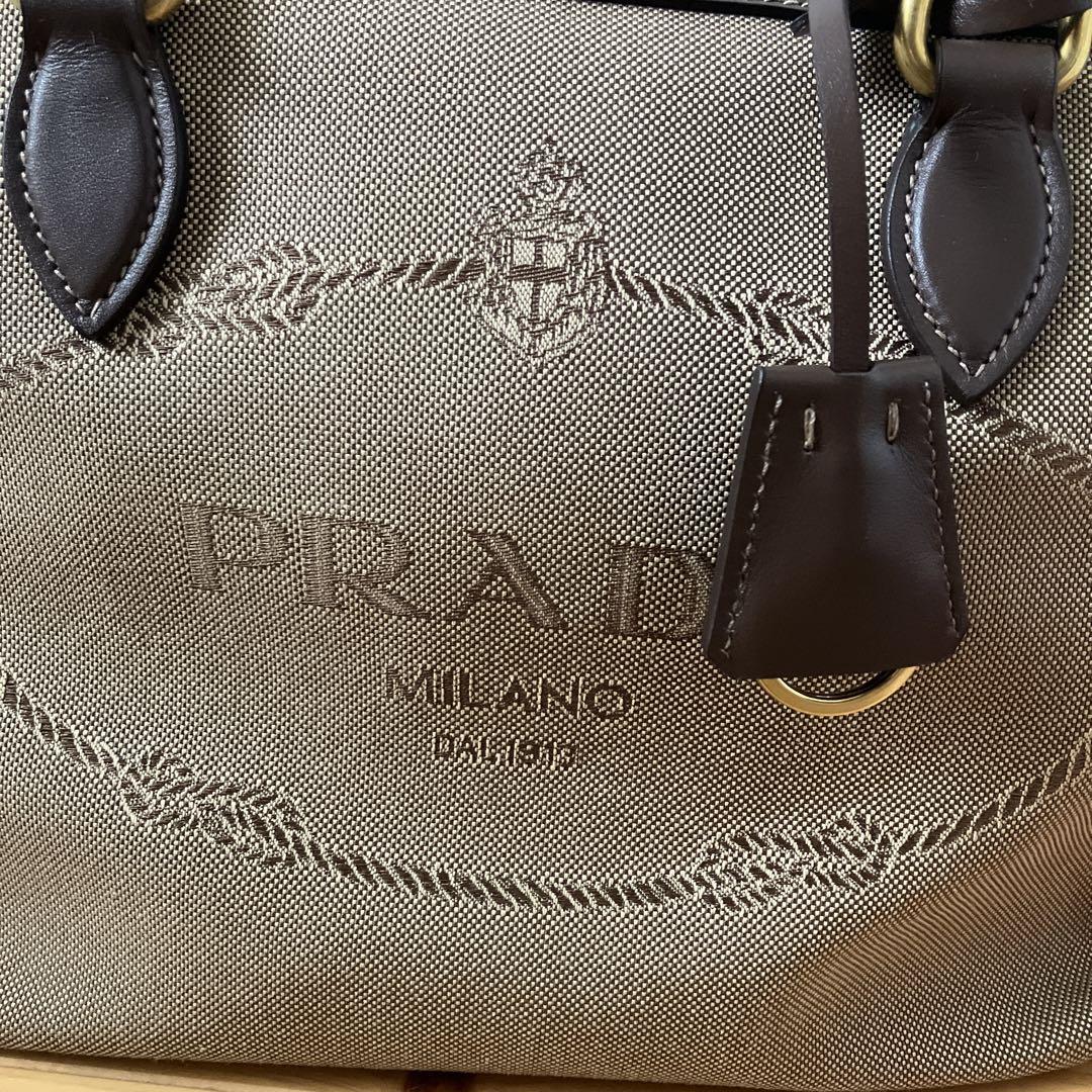 11/14日のみ格安！PRADA ベージュ キャンバス トートバッグ