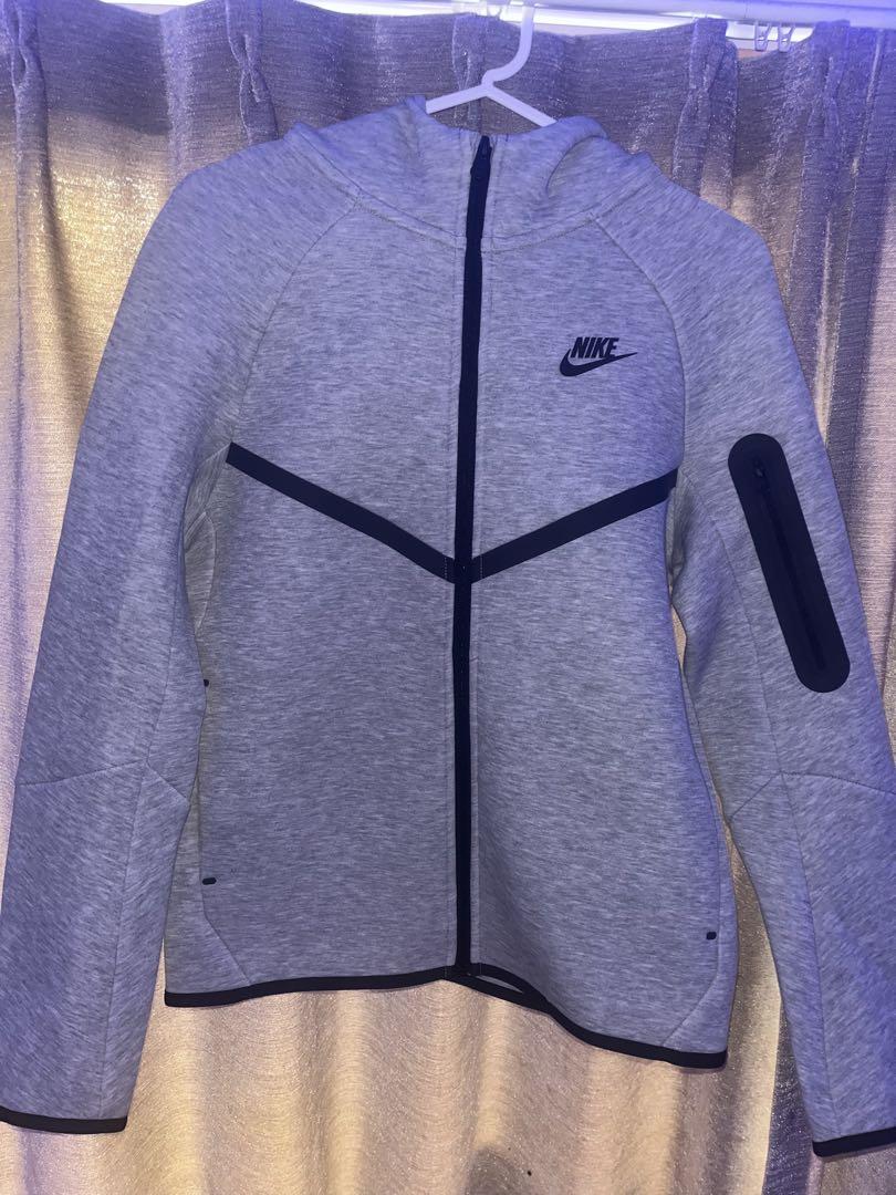 Nike テックフリース テックフリース
