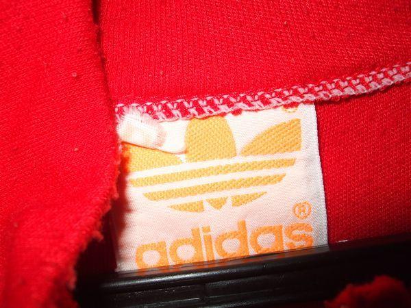 メルカリ Vintage Adidas トレフォイル 背中ロゴ ジャージジャケット アディダス オリジナルス 6 800 中古や未使用のフリマ メルカリ Vintage Adidas トレフォイル 背中ロゴ ジャージジャケット アディダス オリジナルス 6 800 中古や未使用のフリマ