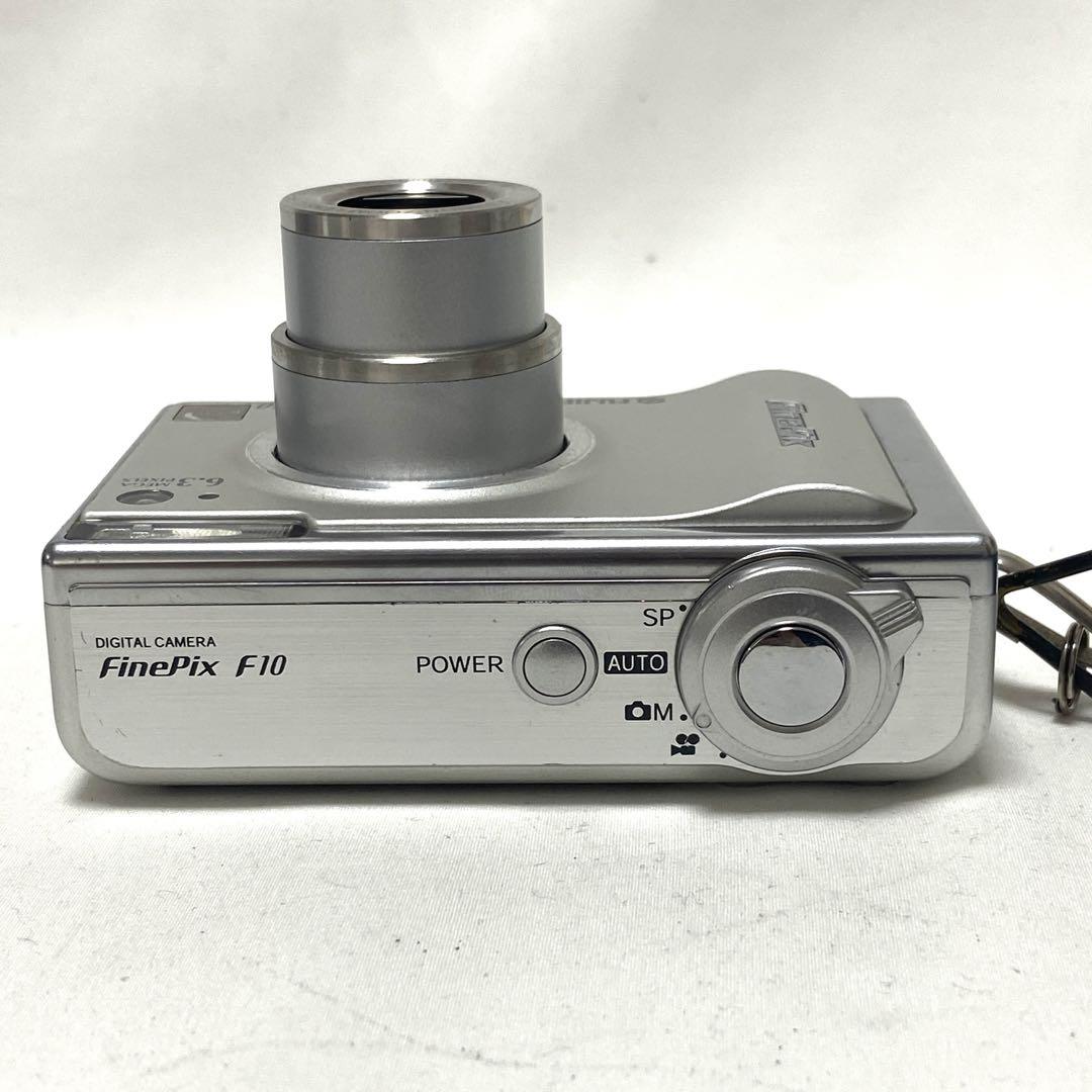 FUJIFILM FINEPIX F10 コンパクトデジタルカメラ シルバー