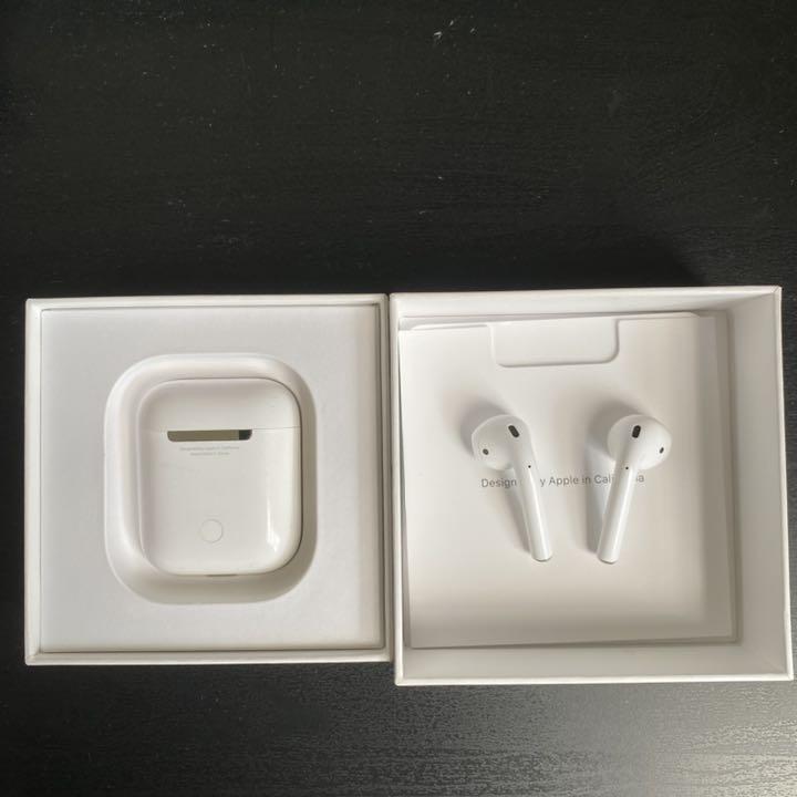 人気人気SALE AirPods 一式 Apple国内正規品 エアーポッズ W1FRG-m69568696057 最新品特価