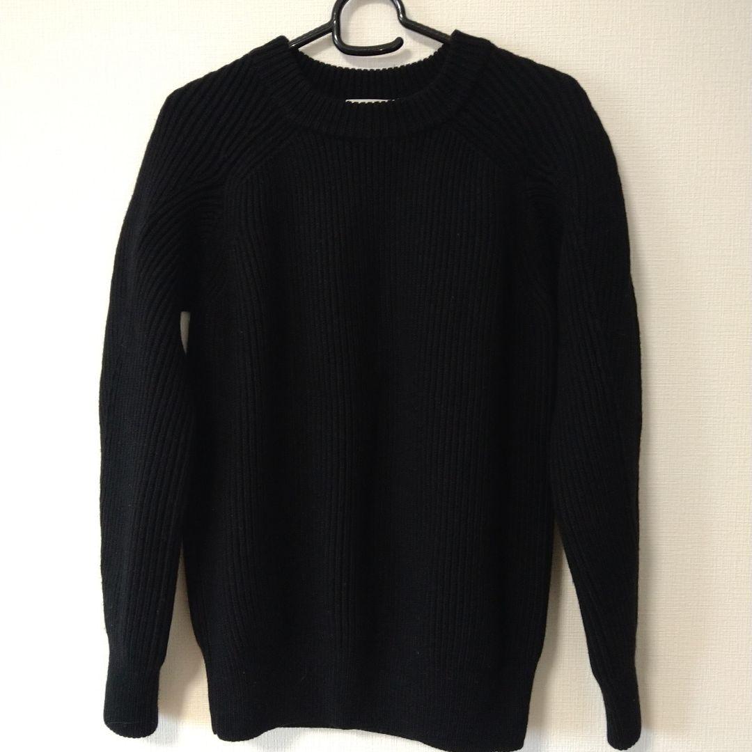 hyke ニット　黒　WOOL100％ hyke ニット 黒 WOOL100％価格