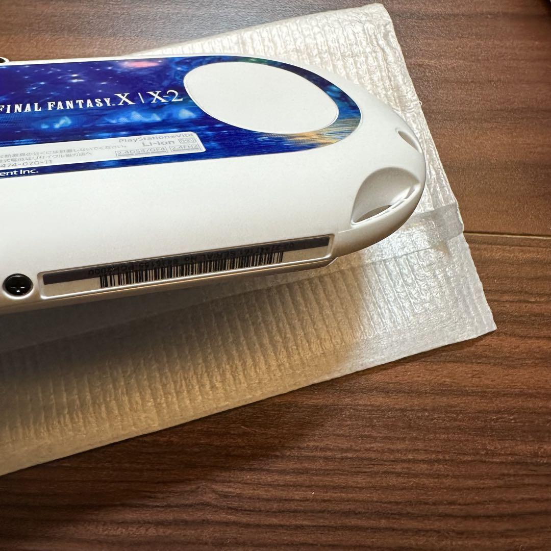 PSVITA 2000