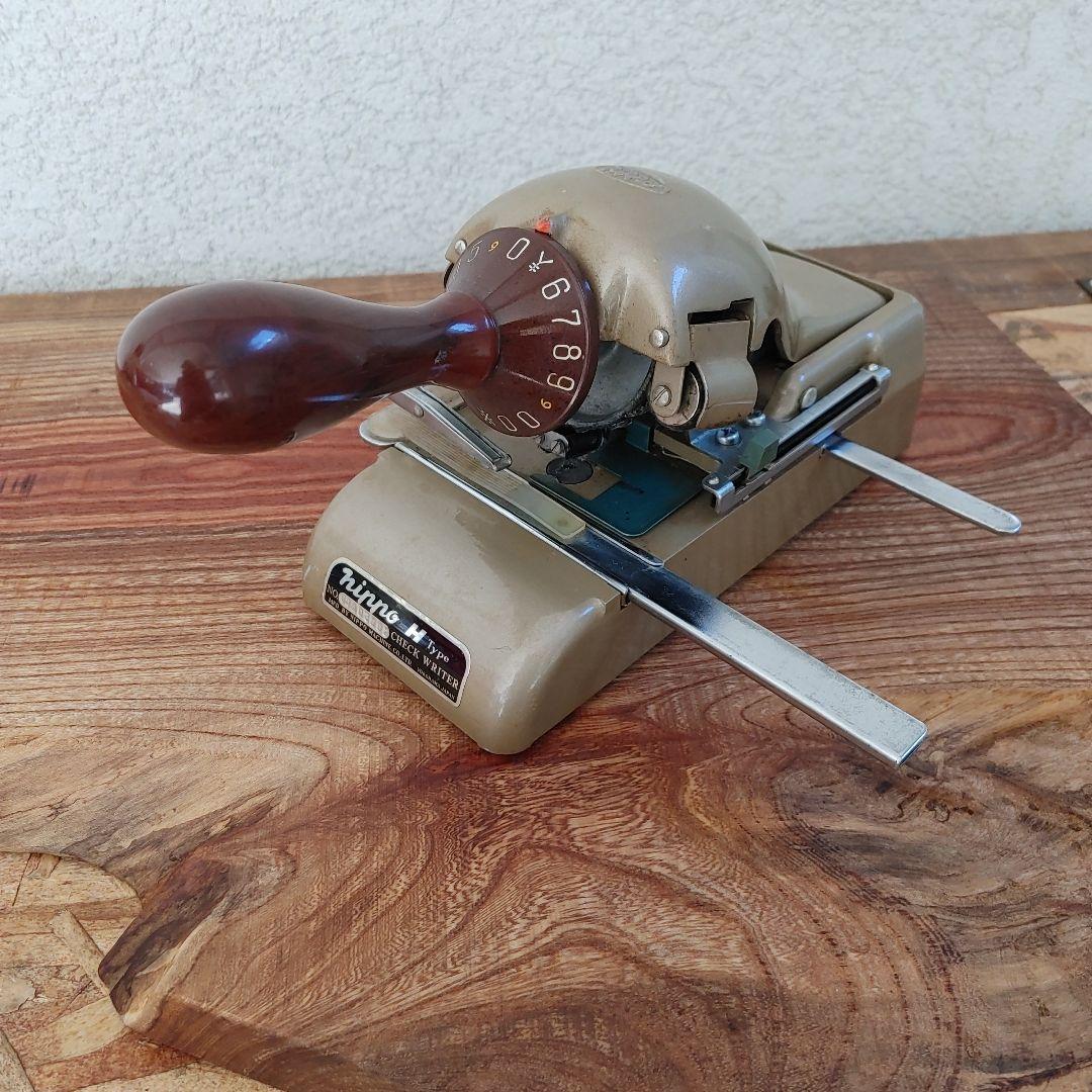 チェックライター ニッポー 昭和レトロ アンティーク ディスプレイ - メルカリ チェックライター ニッポー 昭和レトロ アンティーク ディスプレイ - メルカリ