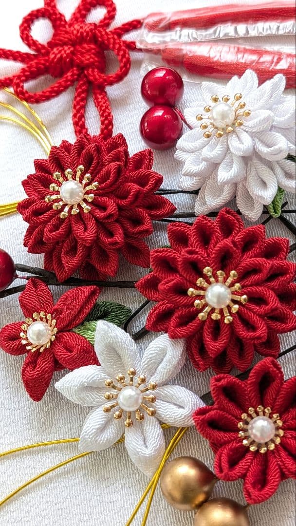和装髪飾り　つまみ細工　赤白　1１点　結婚式　成人式　卒業式　七五三　前撮り