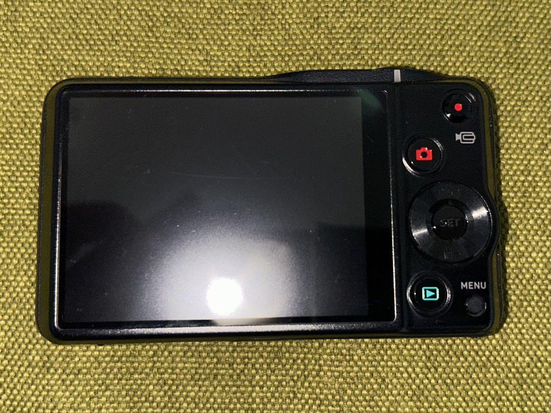 【極美品】CASIO EXILIM EX-ZR15 （ホワイト）