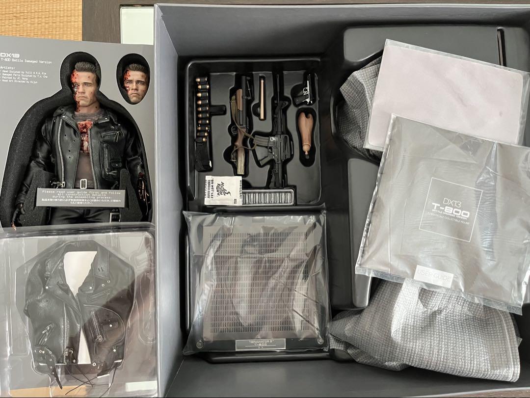 パルサー　ホットトイズ T-800 バトルダメージバージョン 美品