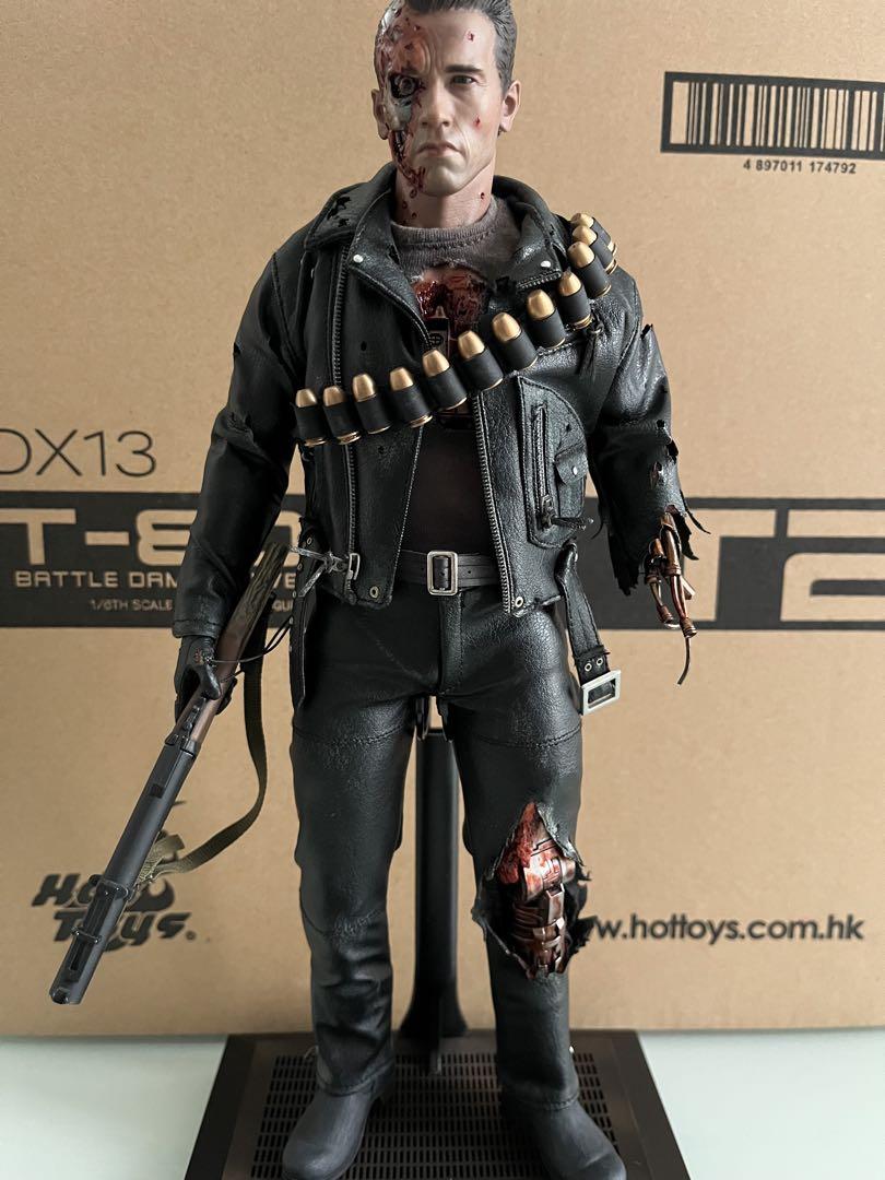 パルサー　ホットトイズ T-800 バトルダメージバージョン 美品