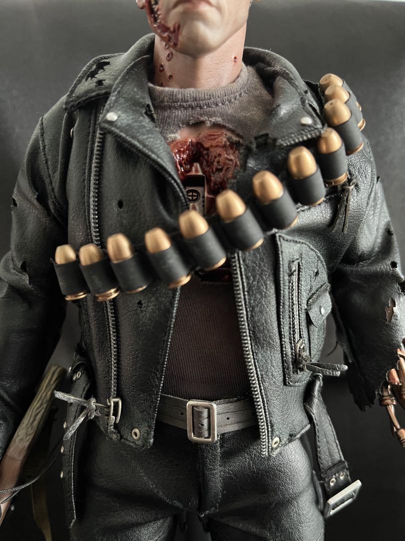 パルサー　ホットトイズ T-800 バトルダメージバージョン 美品