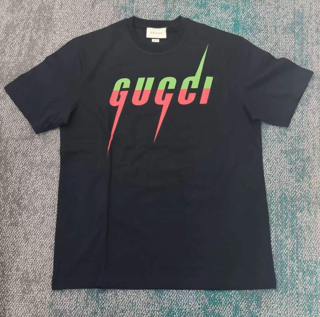 最大10%OFFクーポン GUCCI ロゴプリント ブラック Tシャツ - メルカリ トップス