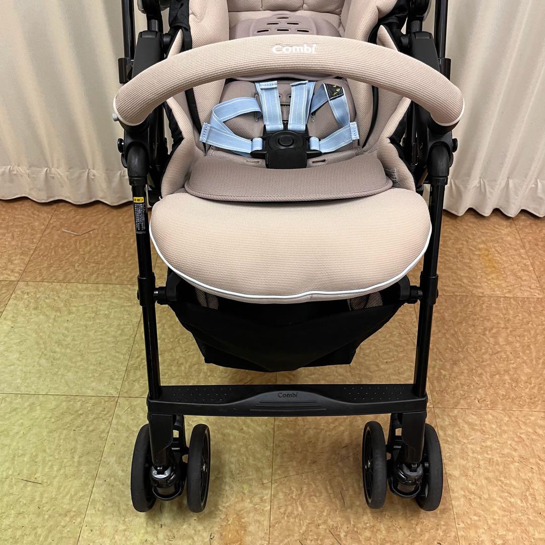 オンラインショップ クリーニング済☆美品☆コンビ メチャカルハンディ オート4 ベビーカー・バギー