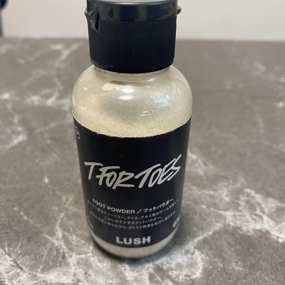 ラッシュLUSH 素足のTブレイクフットパウダーパパの足素足パウダー