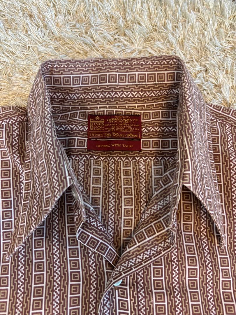 ブラウン系幾何学模様ボタンダウンシャツM・Sears