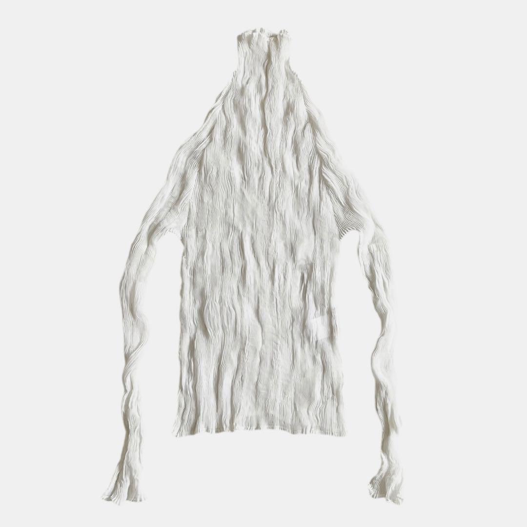 ISSEY MIYAKE プリーツ ハイネック カットソー シアー ホワイト
