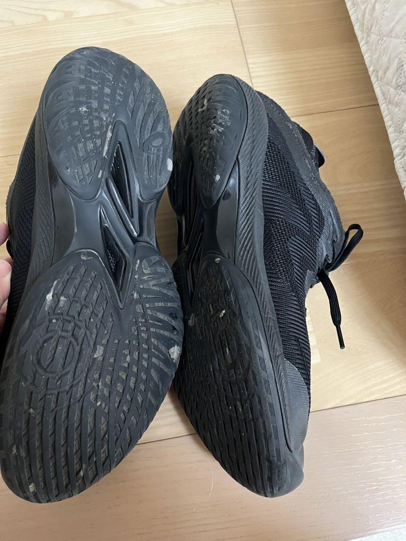 asics バッシュ