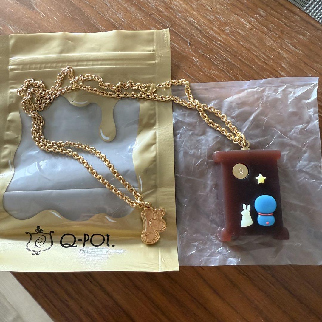 新品未使用 Q-pot. ドラえもんコラボ どこでも月見羊羹 和菓子 ネックレス 新品未使用 Q-pot どこでもドア月見羊羹ネックレス - メルカリ