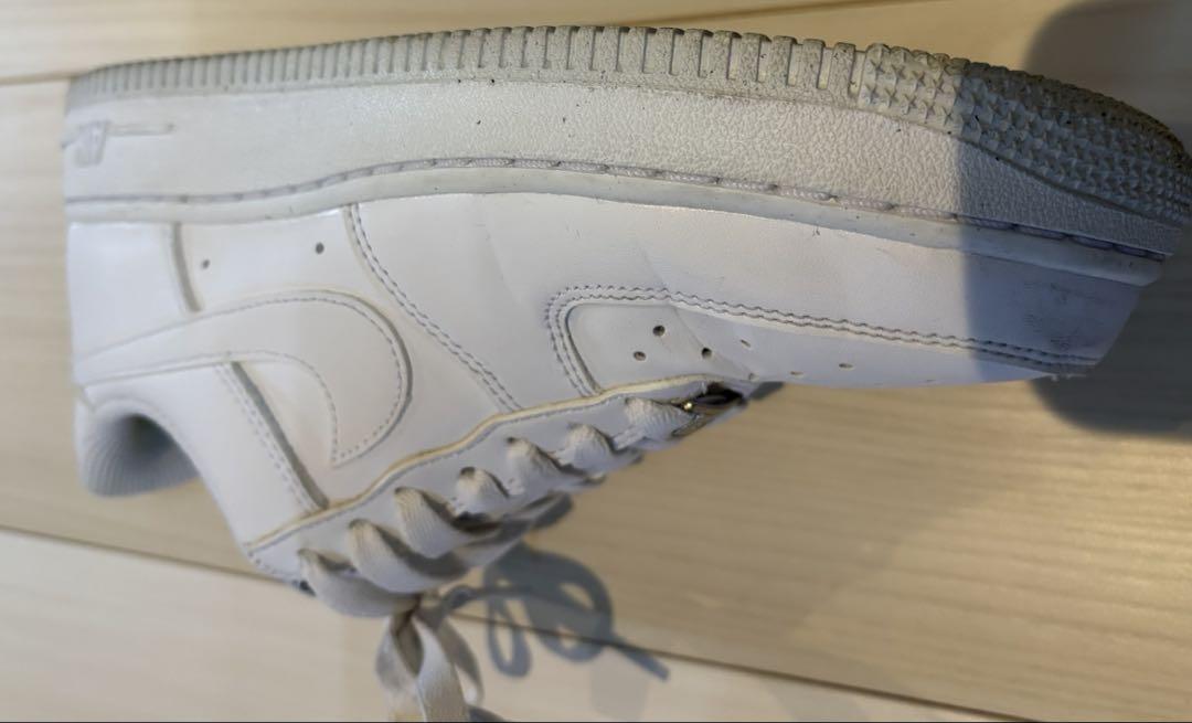 NIKE エアフォース1 23.5 スニーカー　白　レディース
