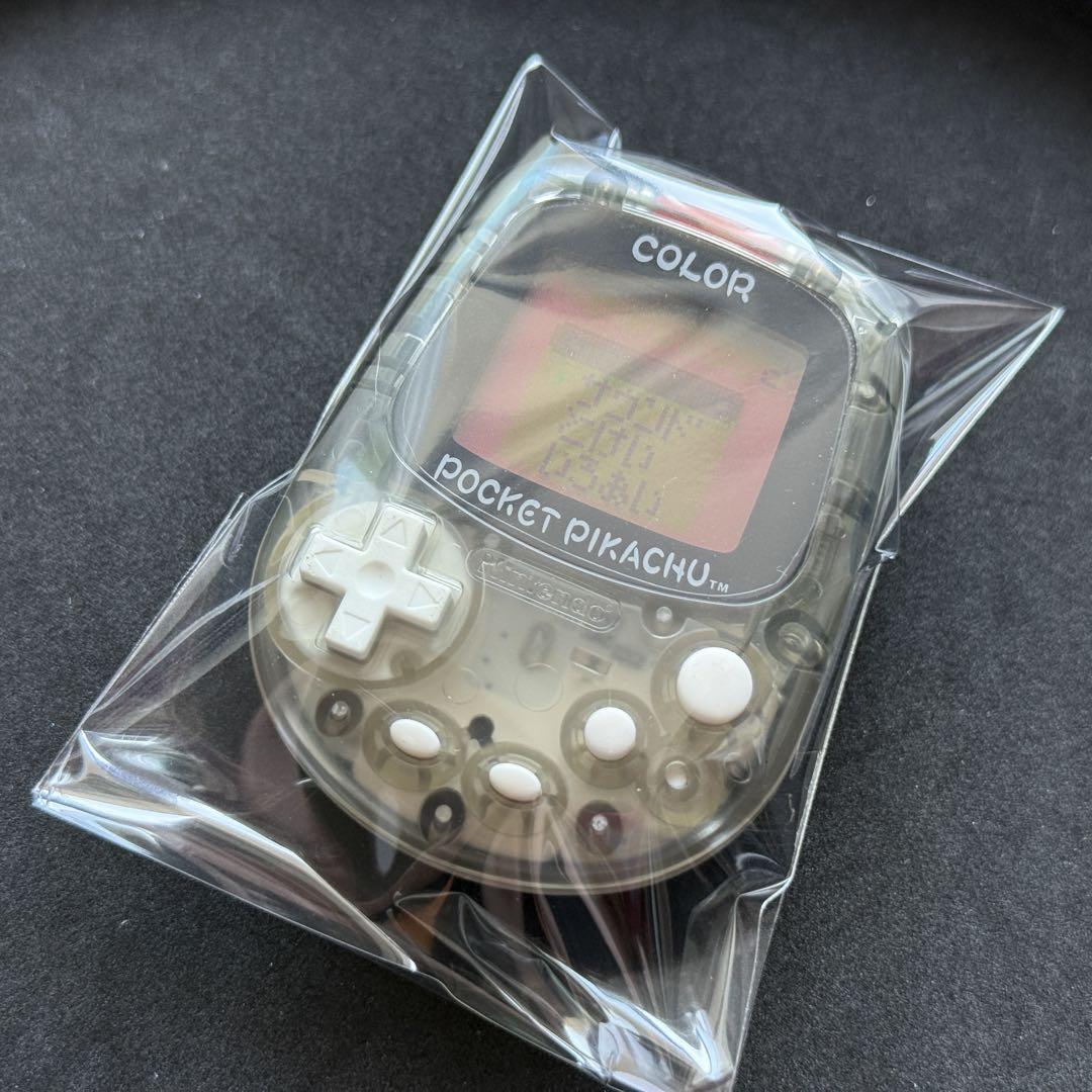 任天堂 - ポケットピカチュウカラー 金・銀といっしょ！ボタン電池付き Amazon | ポケットピカチュウカラー 金・銀といっしょ! | ゲーム