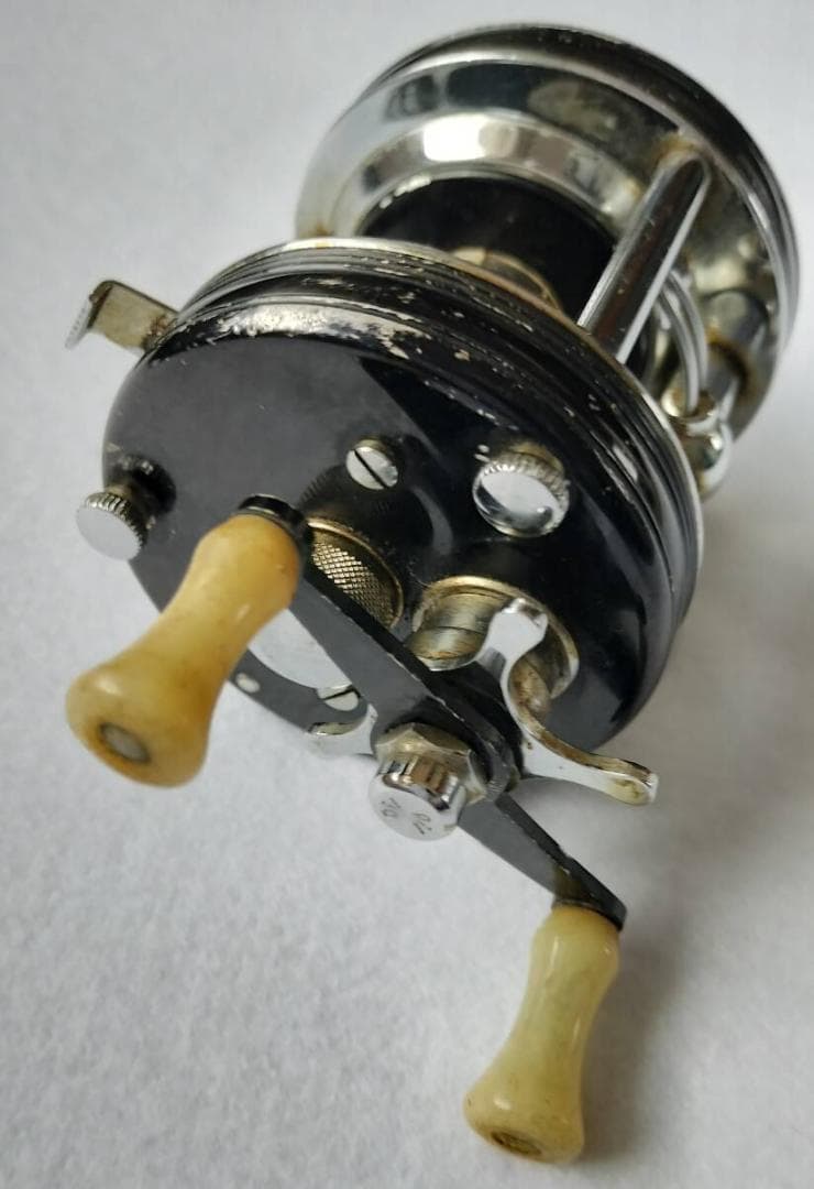 アブ　5000C　中古 ABU ☆アブガルシア アンバサダーAmbassadeur 5000C ベイトリール