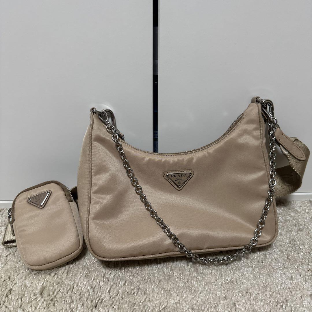 PRADA プラダ Re-Edition 2005 Re-Nylon バッグ