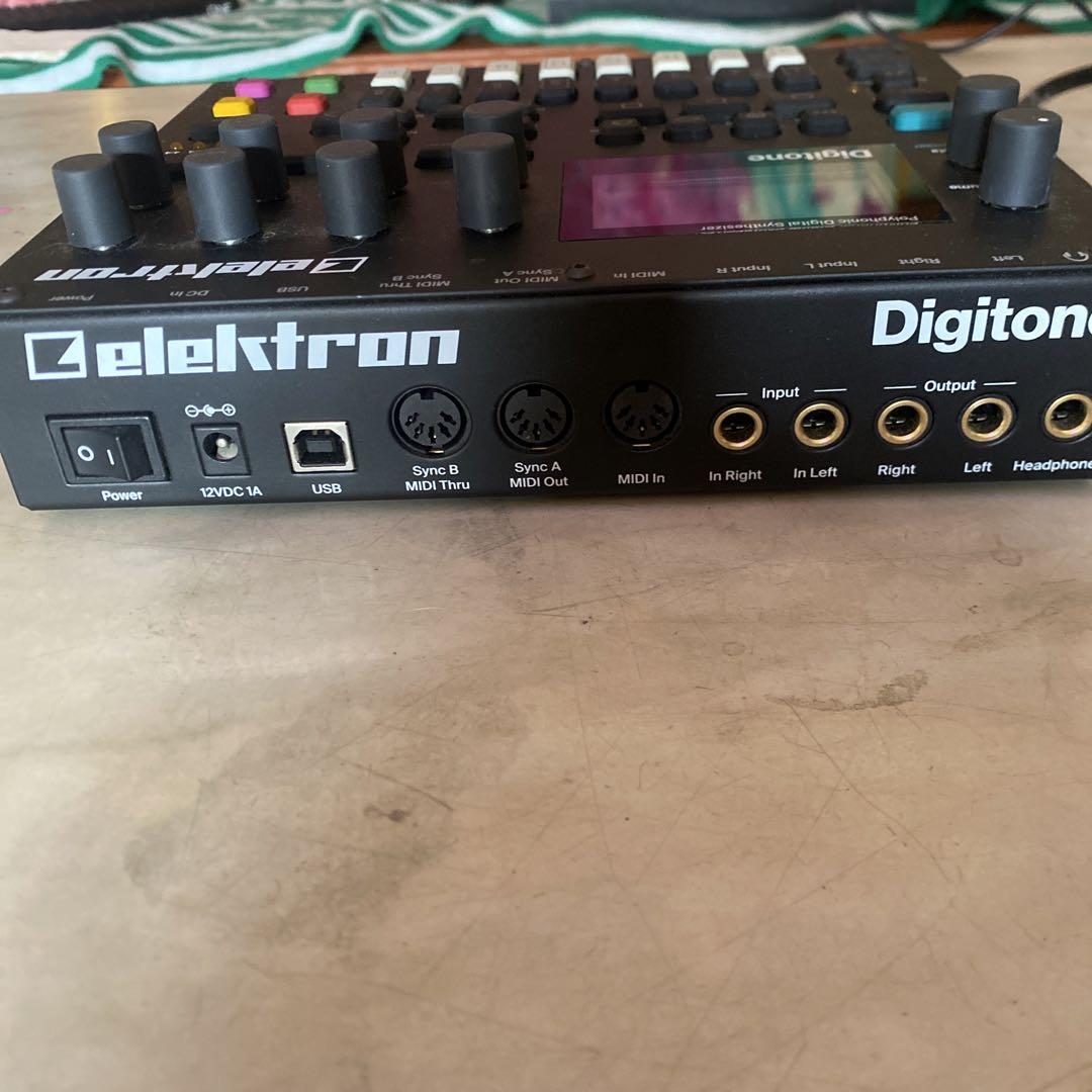 Elektron Digitone ポリフォニックデジタルシンセサイザー