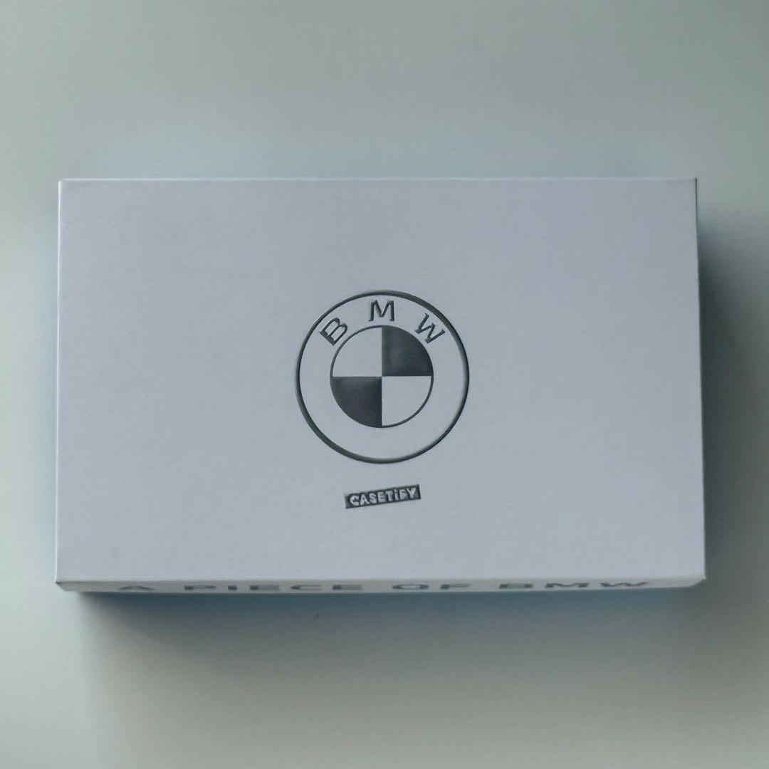 iPhoneケース「BMW | CASETiFY」金属ストラップ付き