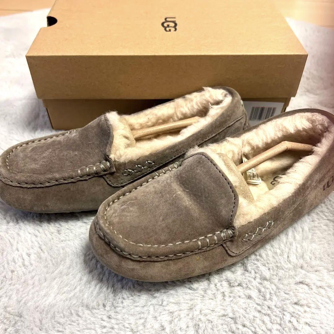 ugg/アンスレー　　モカシン