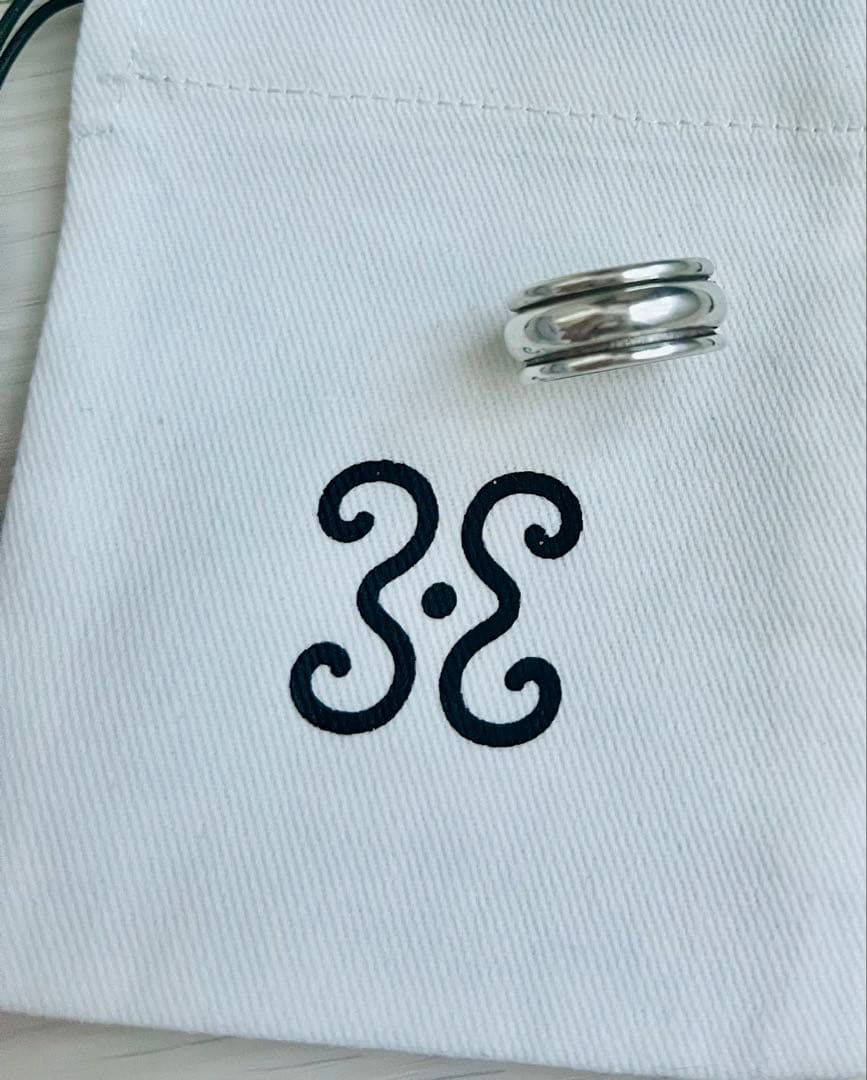 Sapir Bachar /サピアパーシャル リング