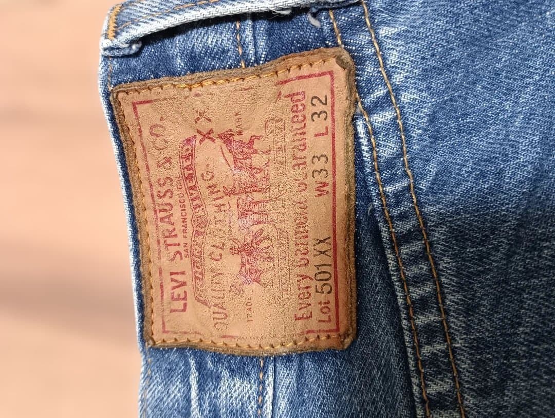 【未使用品】LVC 501XX 1947年モデル ダメージ加工 W33 L32 【未使用品】LVC 501XX 1947年モデル ダメージ加工 W33 L32