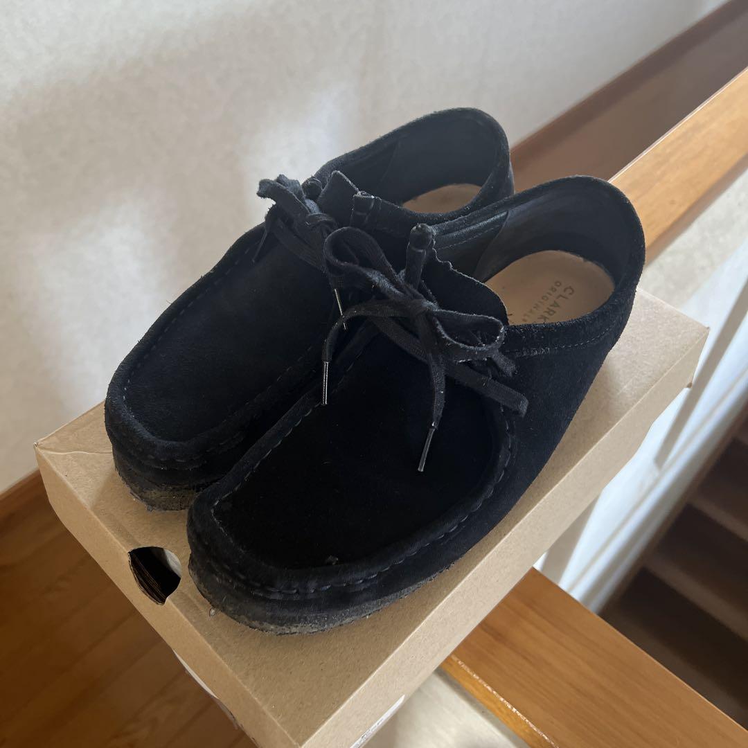 Clarks クラークス ワラビー ネイビー - メルカリ