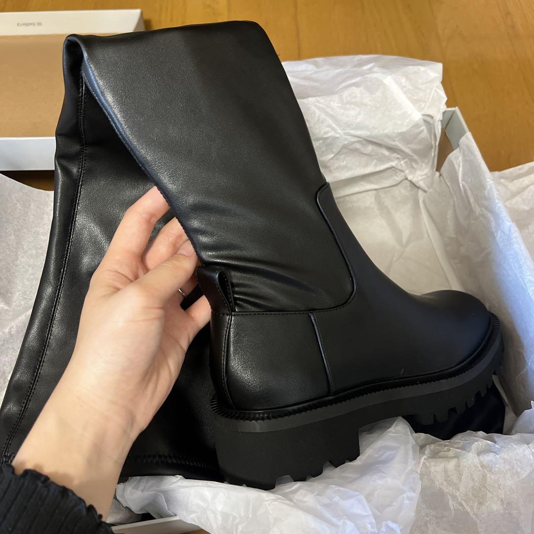 【未使用新品】2faceバイカラークラシカルミュール 22.0 STACCATO CHARLES & KEITH サイドジップ プラットフォームサイハイブーツ