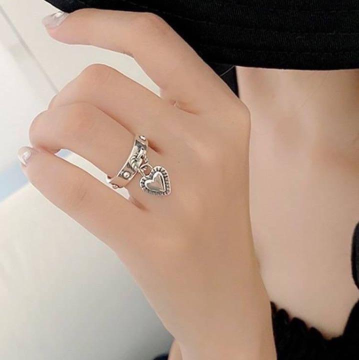 ♡お好きな指に♡ハートのリング 流行 可愛い オルチャン 韓国 ファッション - メルカリ ♡お好きな指に♡ハートのリング 流行 可愛い オルチャン 韓国 ファッション - メルカリ