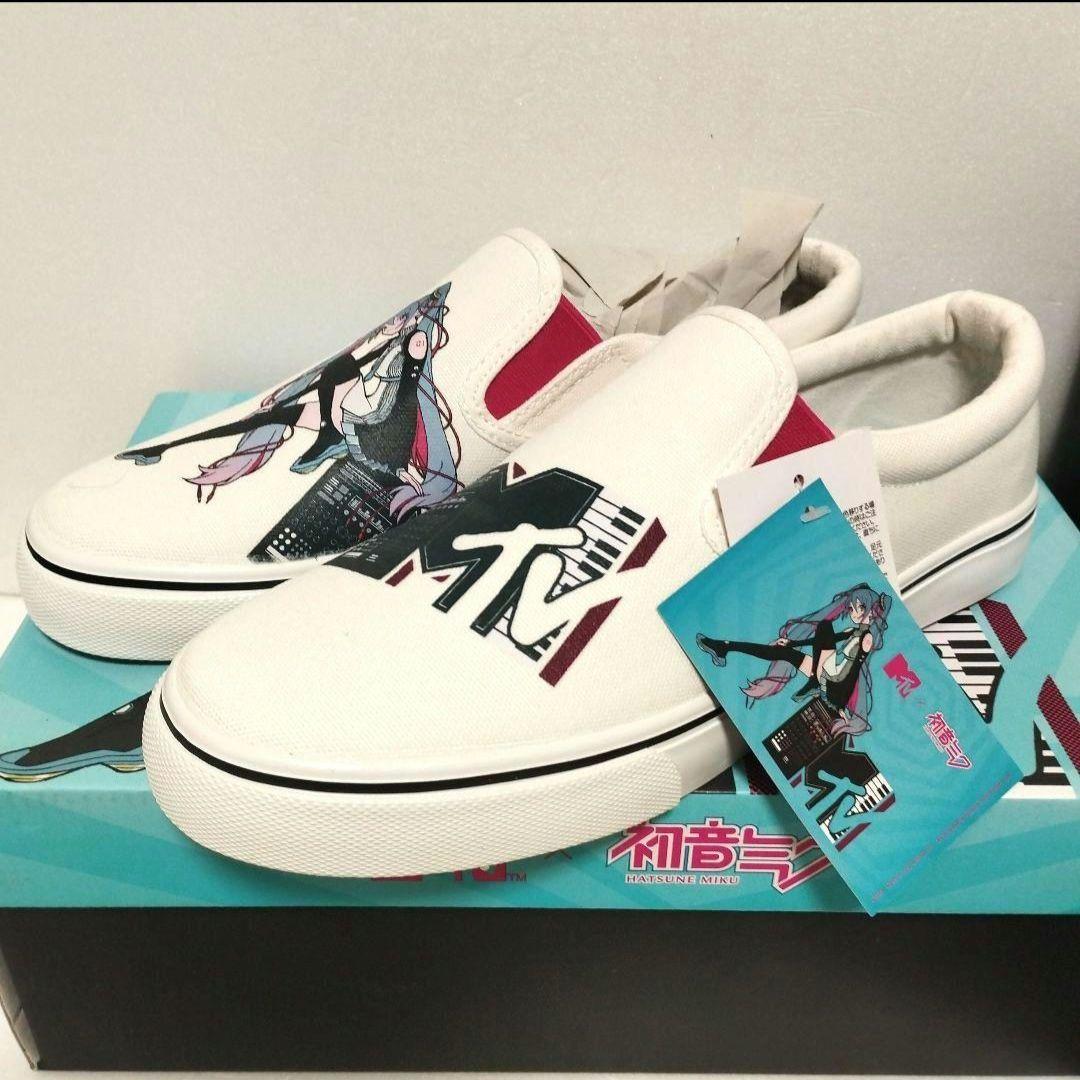 2足 初音未来 MTV 27 グレー ホワイト スリッポン 新品 バッジ バッグ