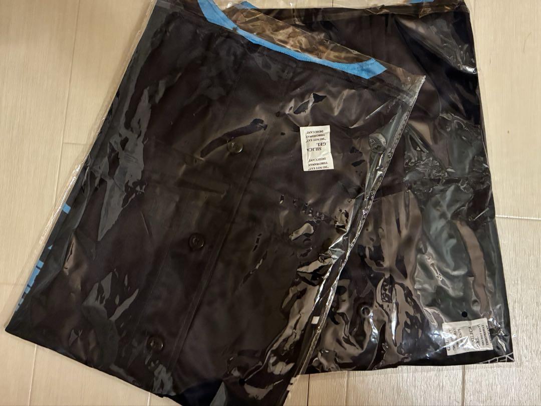 希少　新品未開封　日ハム　ファイターズ　ユニフォーム　２枚