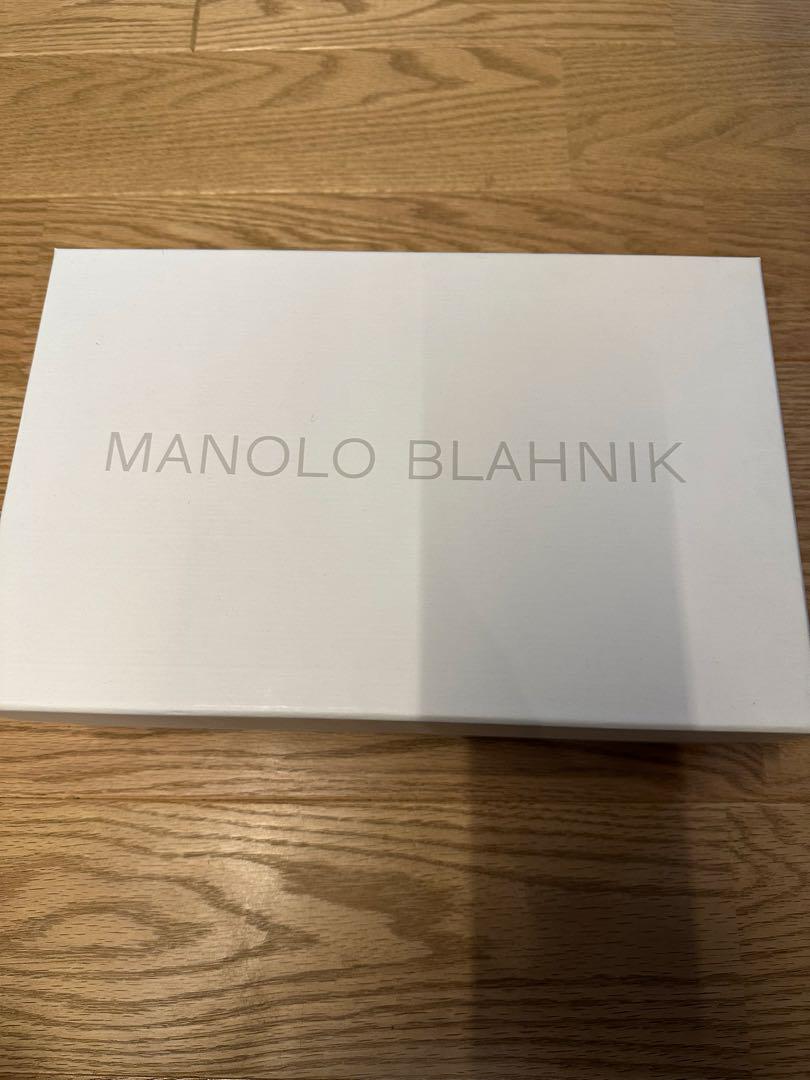 わんこです　MANOLO BLAHNIK ブラックハイヒール