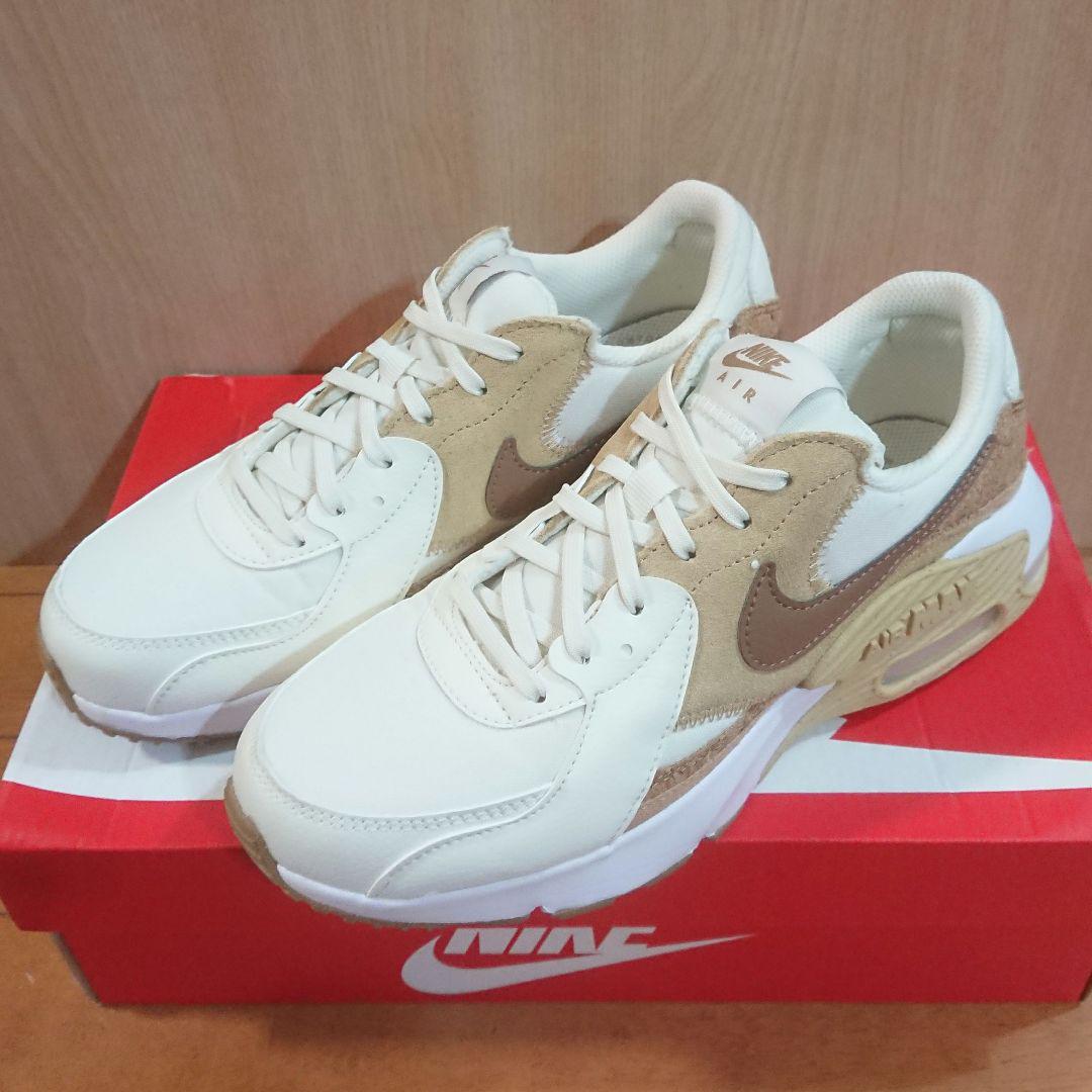 ナイキ エアマックス エクシー コルク AIR MAX EXCEE 24㎝ ナイキ 高