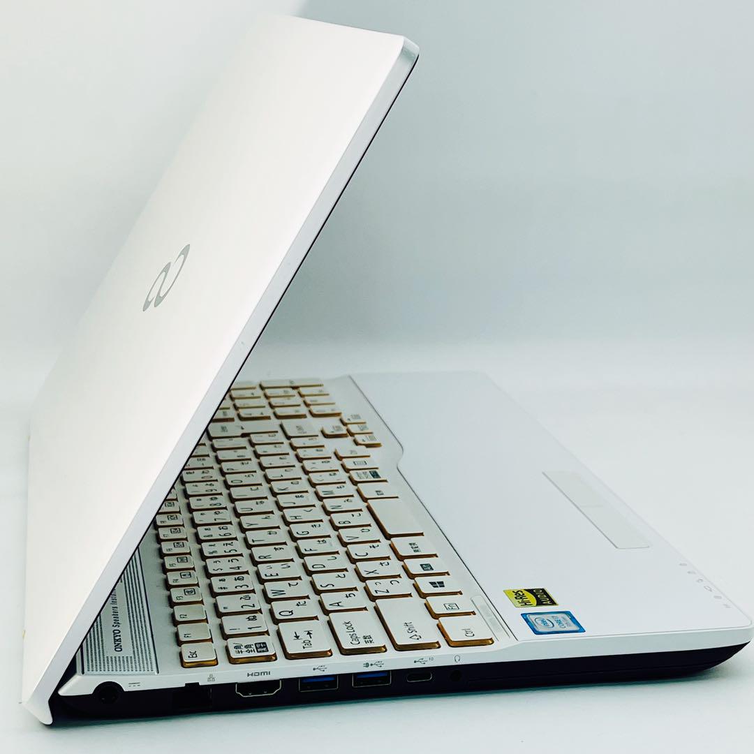 第8世代✨Corei7✨フルHD✨Win11✨ノートパソコン カメラ付 オフィス Corei7 8世代 32GB Windows11 ノートパソコン オフィス付き