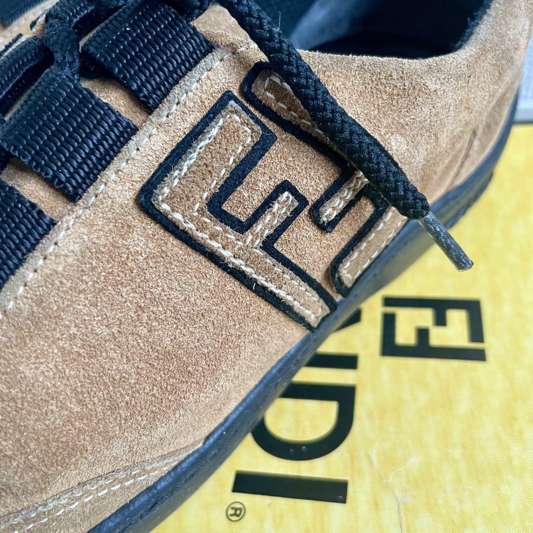 箱あり FENDI ズッカ スニーカー 36サイズ ブラウン - メルカリ